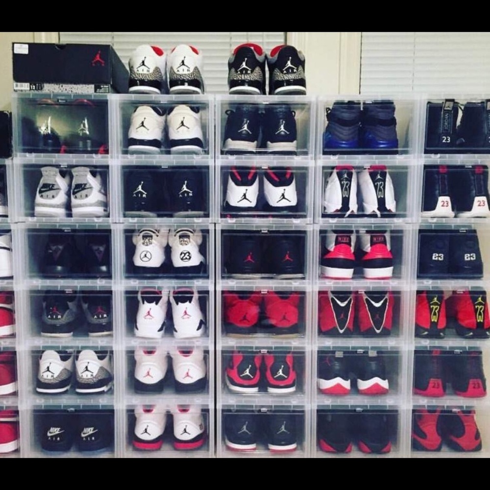 Meet your Posher, Levi